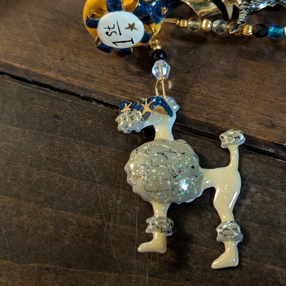 Lunch At The Ritz Show Dogs Clip-on Dangle Earrings - Picture 6 of 9
